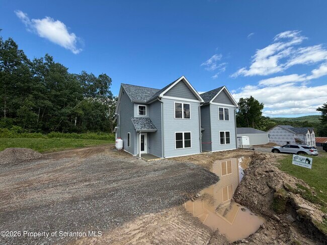 Foto del edificio - 1068 Lakeland Dr