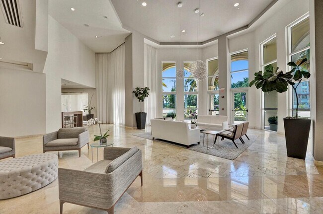 Foto del edificio - 99 SE Mizner Blvd