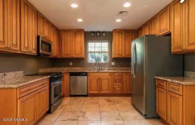 Foto del edificio - Charming 3-bedroom, 2-bathroom home