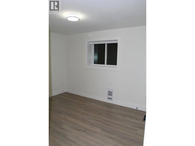 Photo du bâtiment - 10590 McVeety St