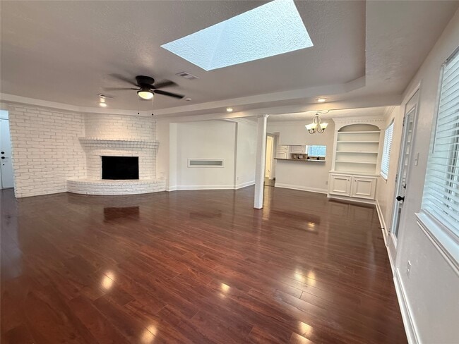 Foto del edificio - 2075 Little Cedar Dr