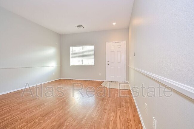 Building Photo - 10517 Soneto Creek Ct