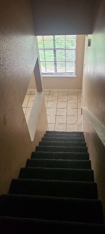 Foto del edificio - Two story apartment