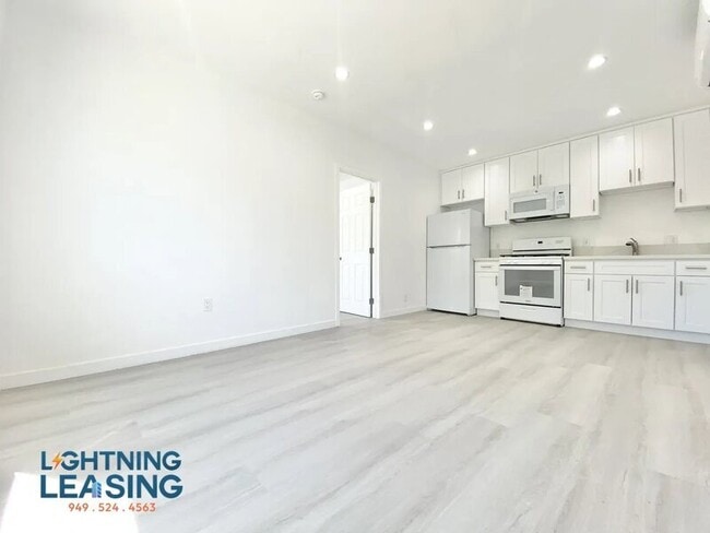 Photo - 1669 West Blvd Apartment
