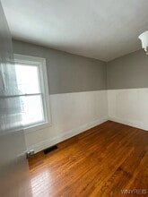 Building Photo - 113 Greenwood Pl