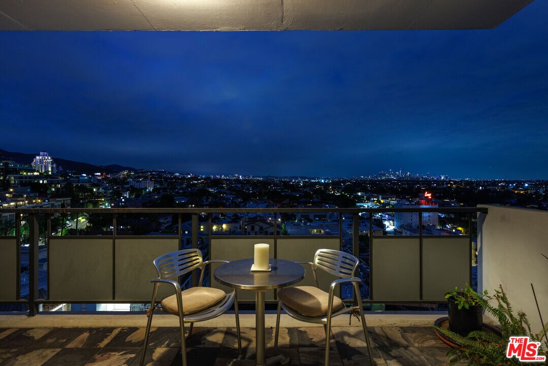 Primary Photo - 1155 N La Cienega Blvd