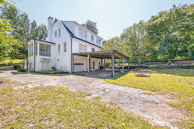 Building Photo - 1237 Owsley Ave