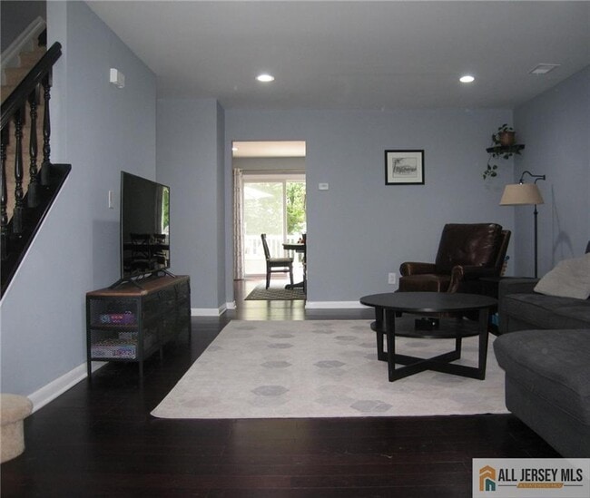 Building Photo - 141 Grantham Dr