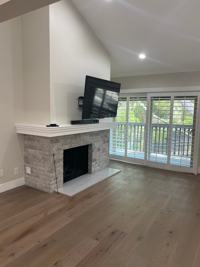 Foto del edificio - 7890 E Spring St