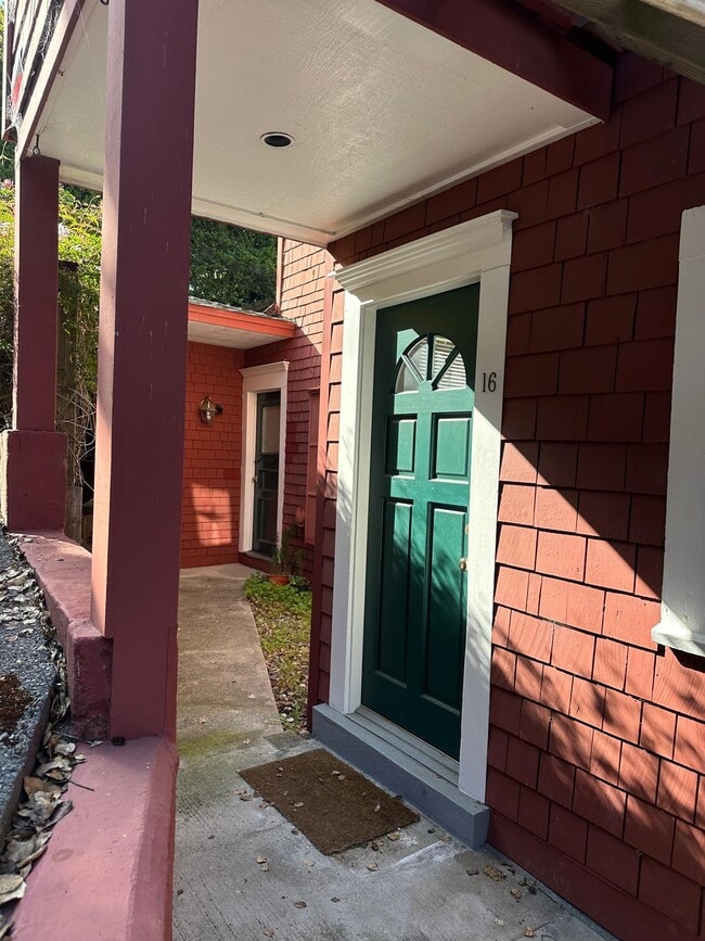 Photo - 16 Crescent Ave Townhome