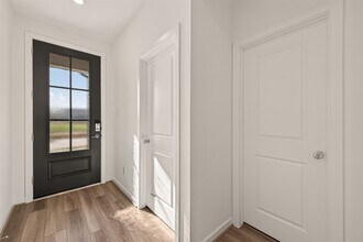 Building Photo - 21926 Sam Raburn Dr