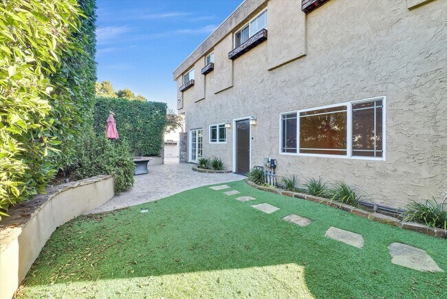 Foto del edificio - 2006 Manhattan Beach Blvd