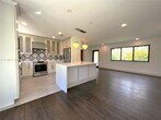 Primary Photo - 6646 SW 60th St