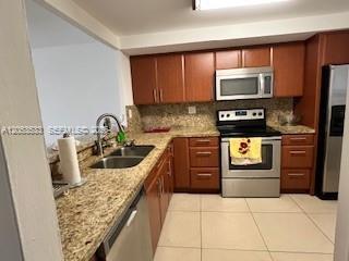 Foto del edificio - 1100 NE 191st St