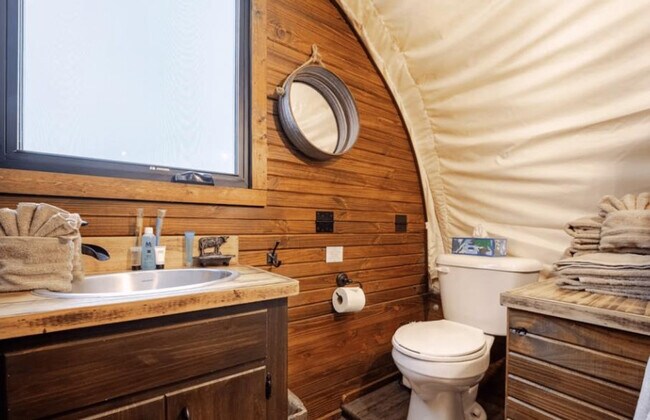 Foto del edificio - 1208 County Rd 315