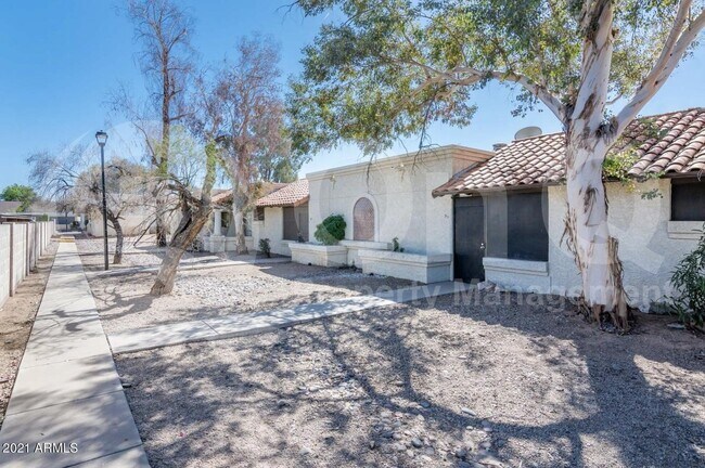 Building Photo - 4820 N 89th Ave