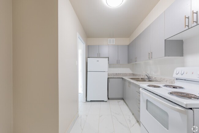 Photo du bâtiment - 6171 Bathurst St