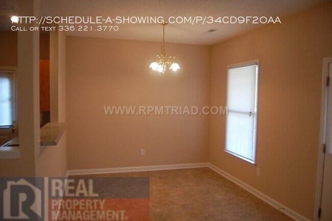 Foto del edificio - Charleston Style Home in Planned Community