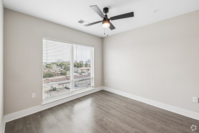B1P - 2BR, 2.5BA - 1,151SF - Bedroom - The Pinnacle on 31st Street