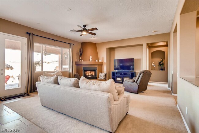 Foto del edificio - 2558 Kinghorn Pl