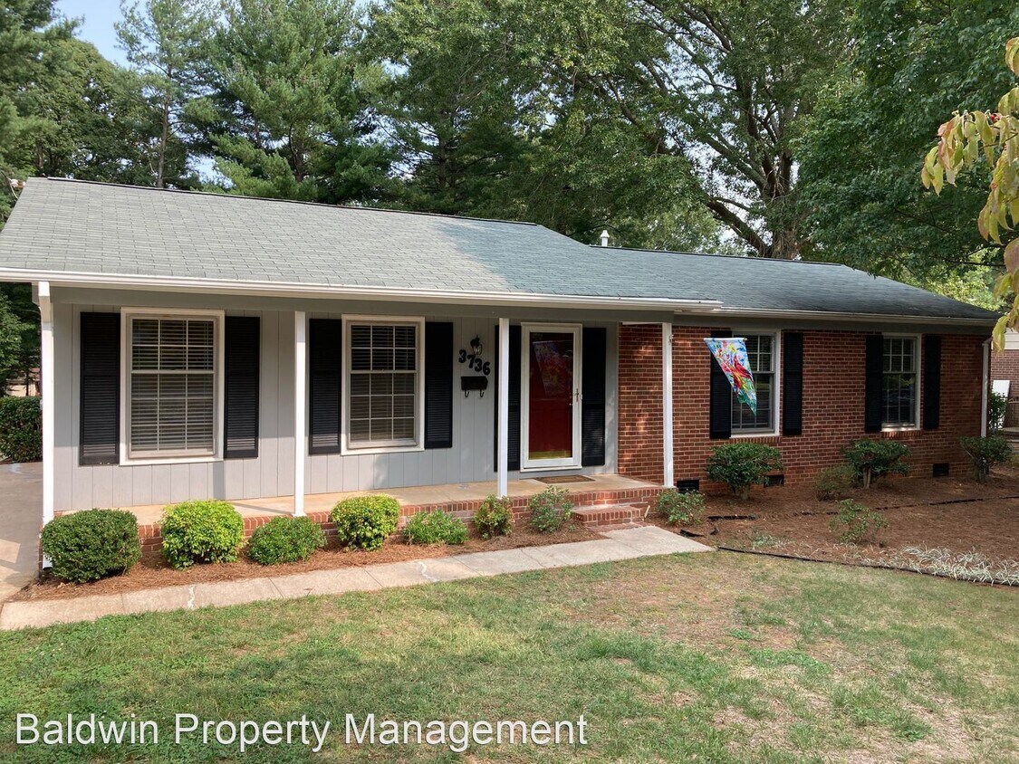 Foto principal - 3 br, 2 bath House - 3736 VANDALIA DRIVE