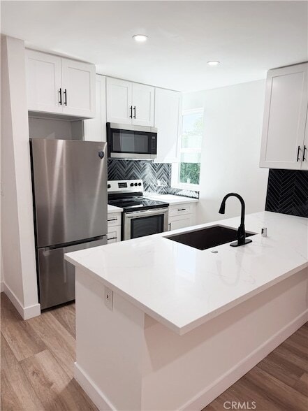 Building Photo - 17000 Burbank Blvd