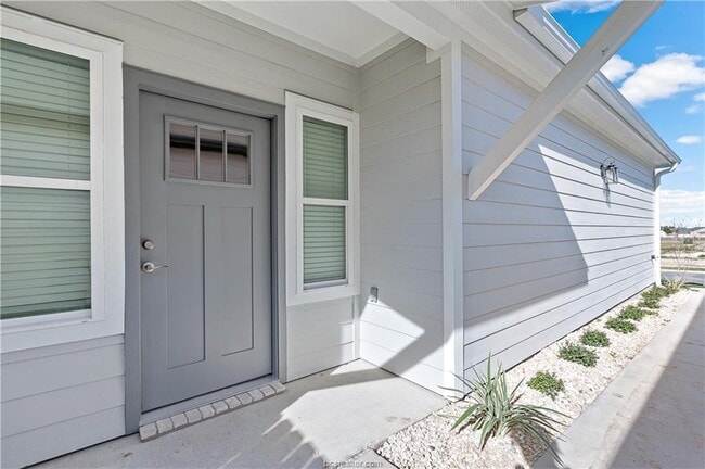 Building Photo - 2509 Shady Rte Ln