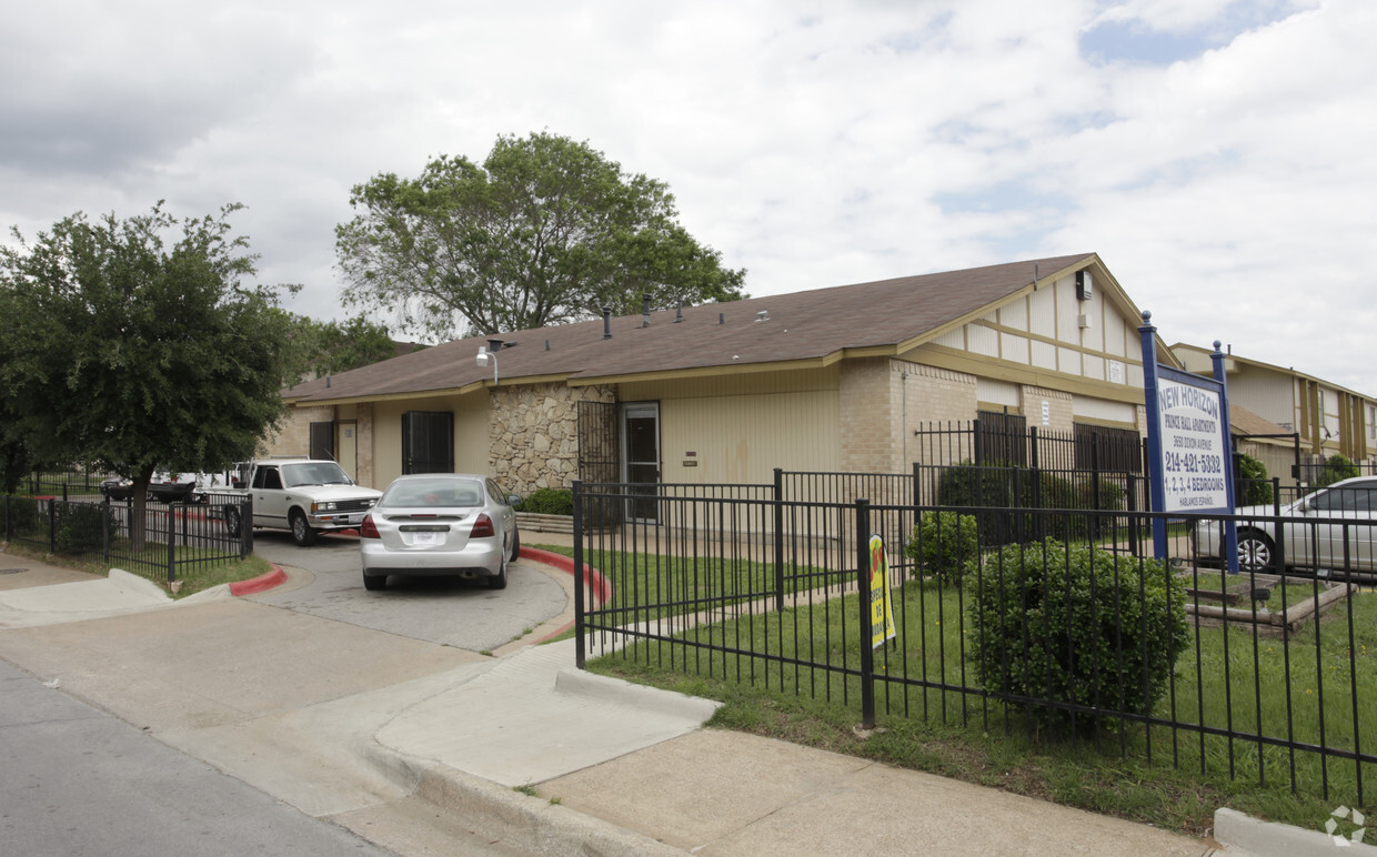 Primary Photo - Prince Hall Apartments