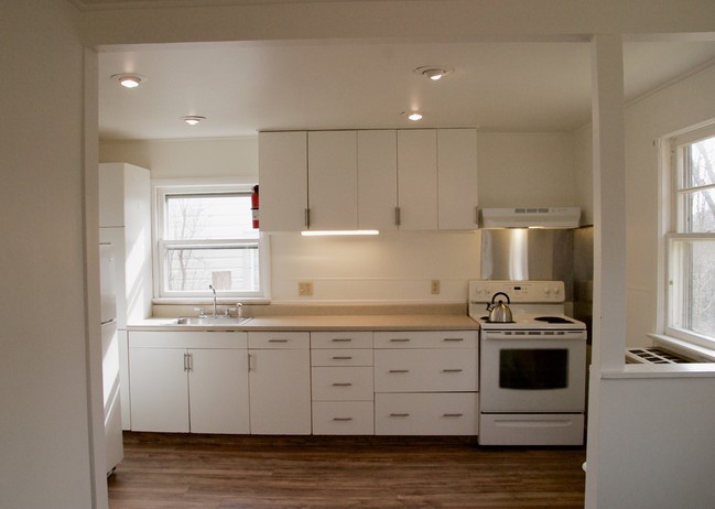 Foto del edificio - 44 Bonnie Brae Ln