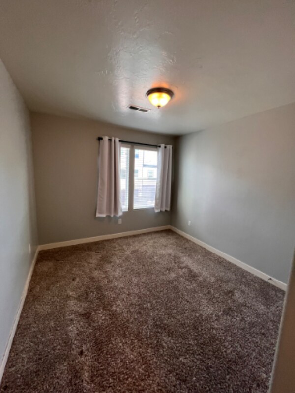 Foto del edificio - 1826 W 20 N