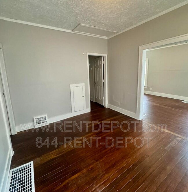 Foto del edificio - 1021 Jefferson Ave