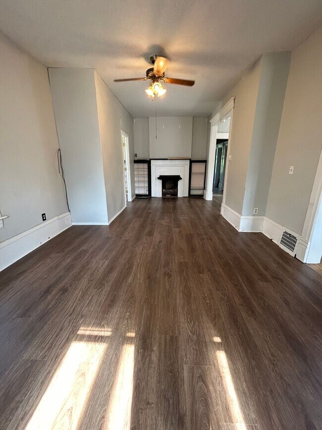 Foto del edificio - Large Five Bedroom House