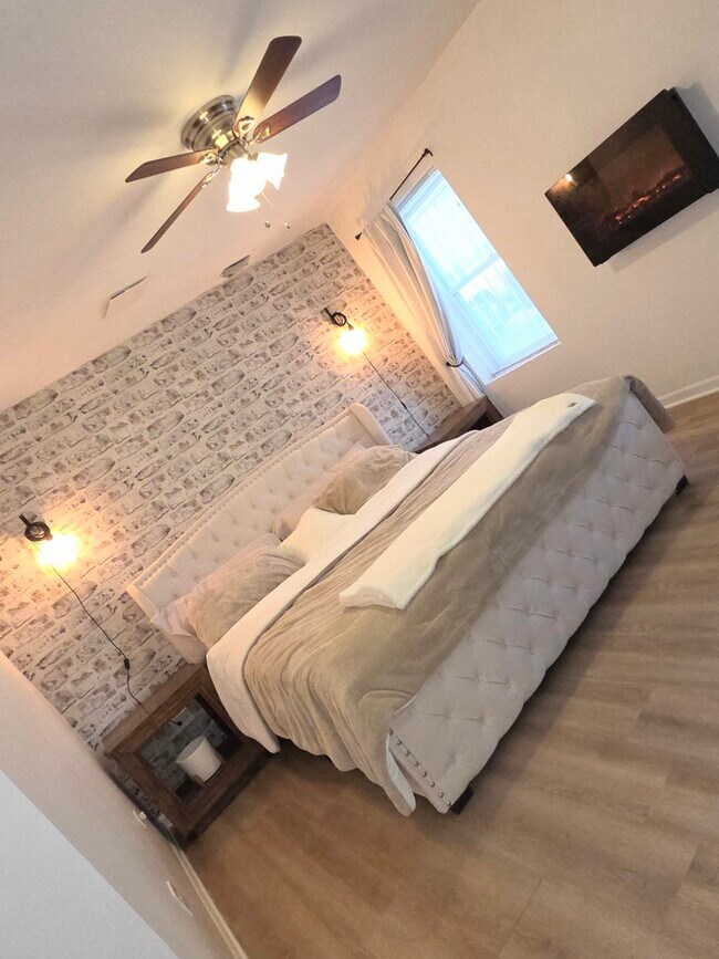 Foto del edificio - 4427 N Lawndale Ave