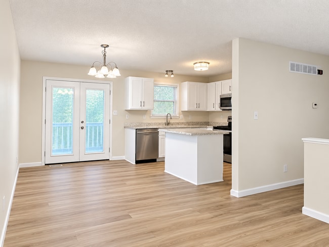 Building Photo - 5445 Redbird Cove
