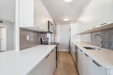 Building Photo - Bellamy Heights