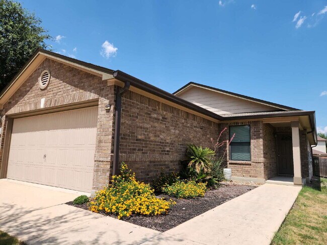 Building Photo - "Charming 3-Bedroom Oasis with 2 Full Baths – Your Perfect Retreat in Schertz!"