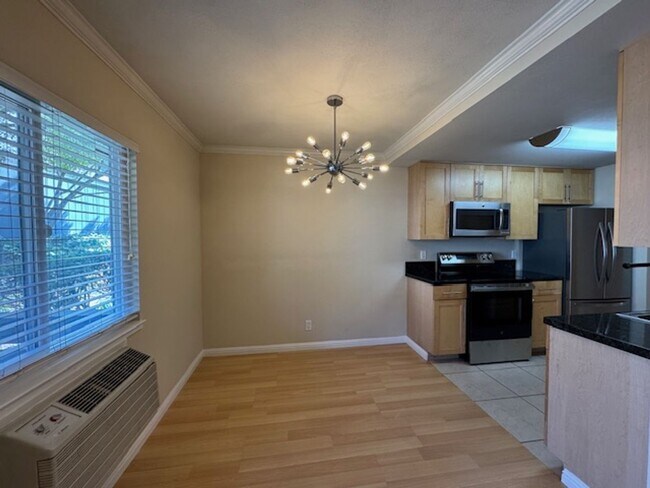Foto del edificio - Wonderful 2 bedroom/2 bath lower level con...