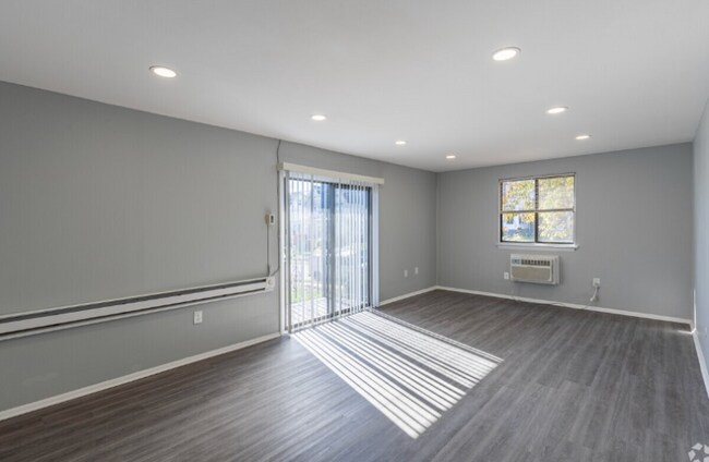 Foto del edificio - 1007-1023 Bullock Ave