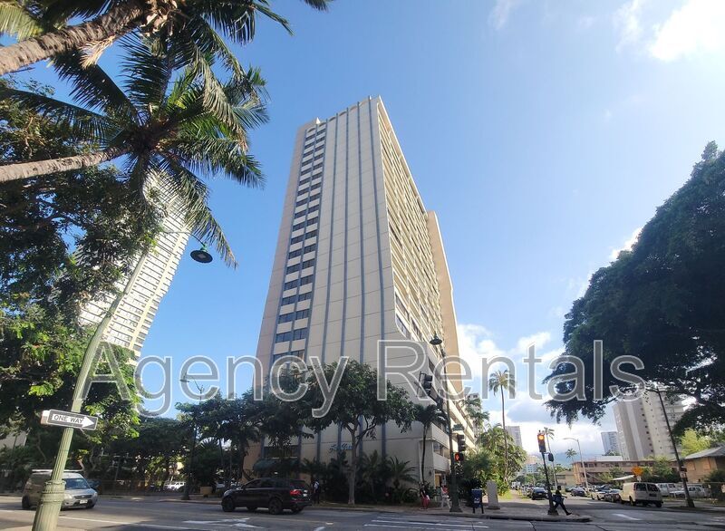 Foto principal - 2092 Kuhio Avenue