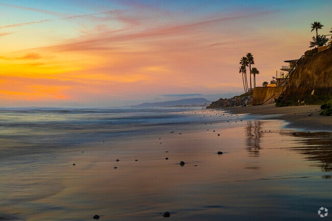 Building Photo - Salt & Vine Oceanside Apartments