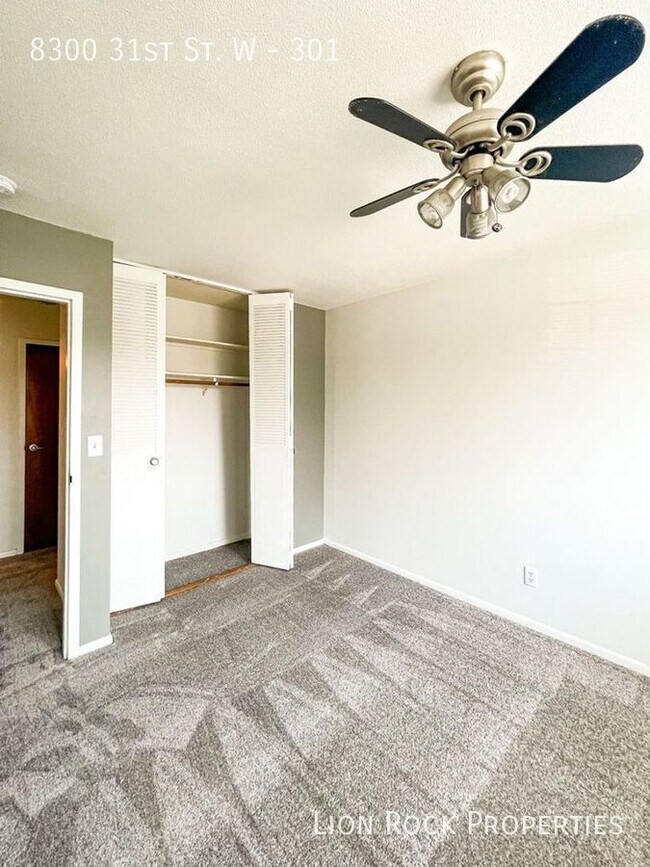 Foto del edificio - 8300 W 31st St