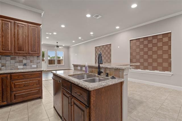 Foto del edificio - 2317 Chrystal Falls