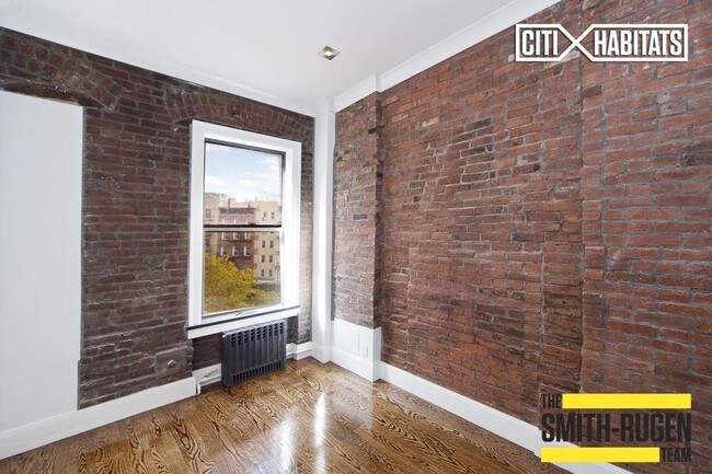 Building Photo - 601 Hudson St