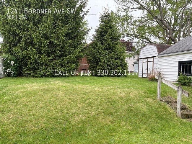 Building Photo - 1241 Bordner Ave SW