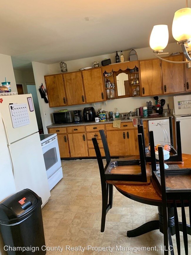 Foto del edificio - 3 br, 1 bath House - 910 S. Duncan Rd.