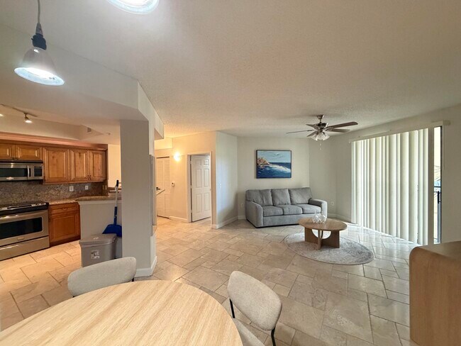 Foto del edificio - 720 S Sapodilla Ave
