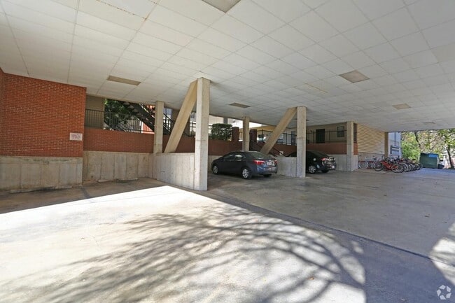 Foto del edificio - 106 E 30th St