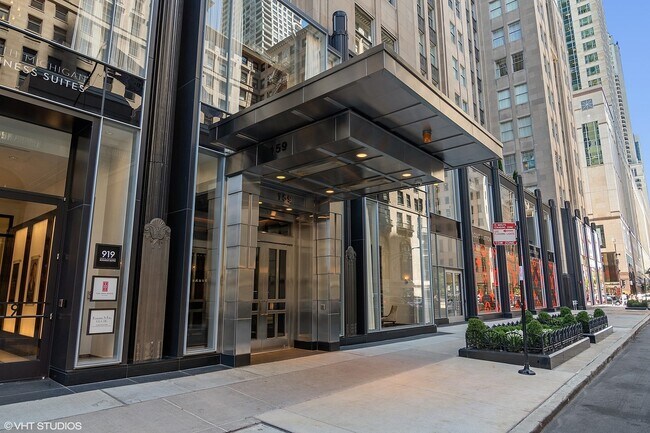 Foto del edificio - 159 E Walton Pl