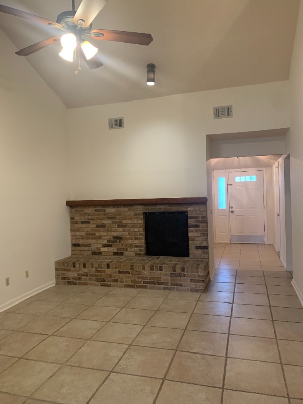 Primary Photo - 7818 Fawn Hill Ct
