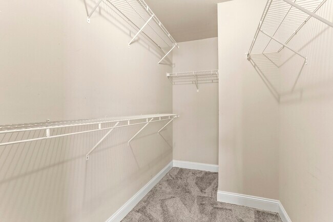 Building Photo - 511 Twinrose Way